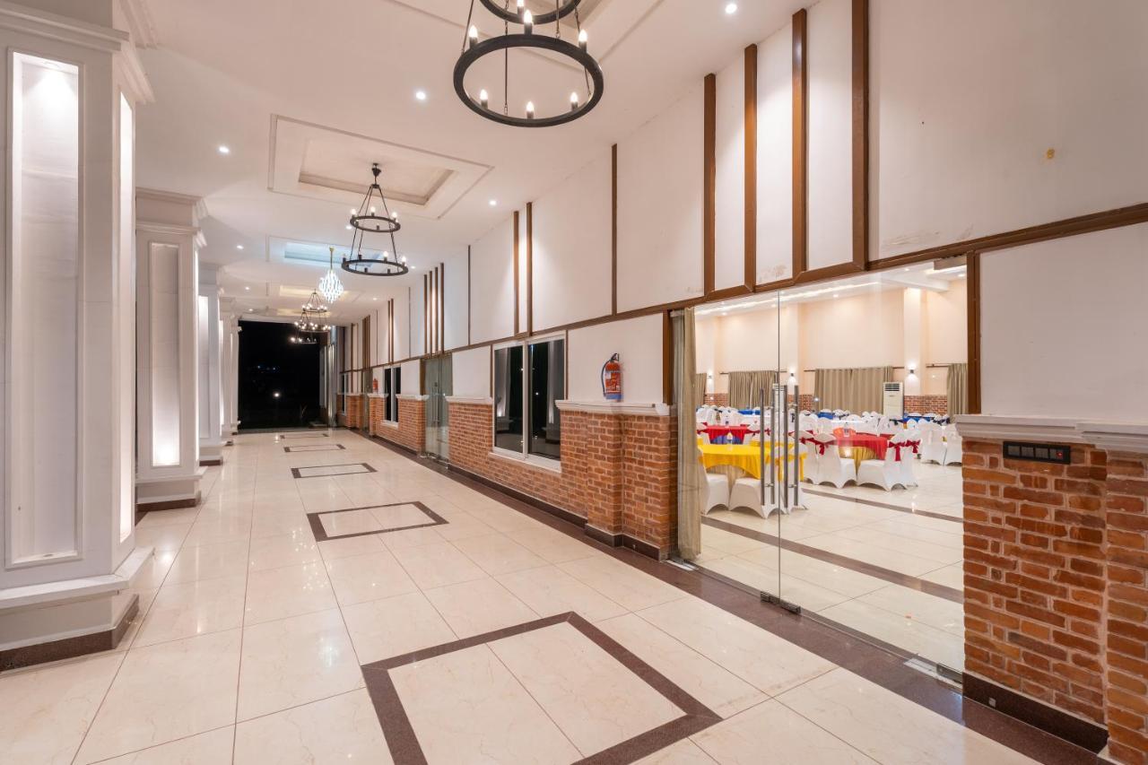 Dreamland Gold Resort & Hotel Bhairāhawā Εξωτερικό φωτογραφία